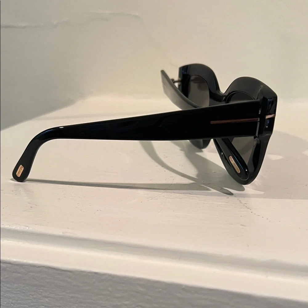 Tom Ford Black Sunglasses AUTHENTIC - Picture 6 of 6
